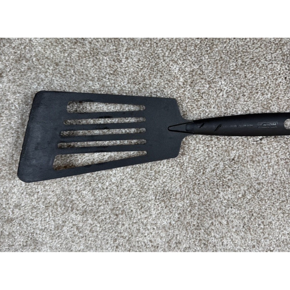 Tailormade Black Nylon Plastic Slotted Fish Spatula Whisk Kitchen Utensil 12.5” - Picture 2 of 3